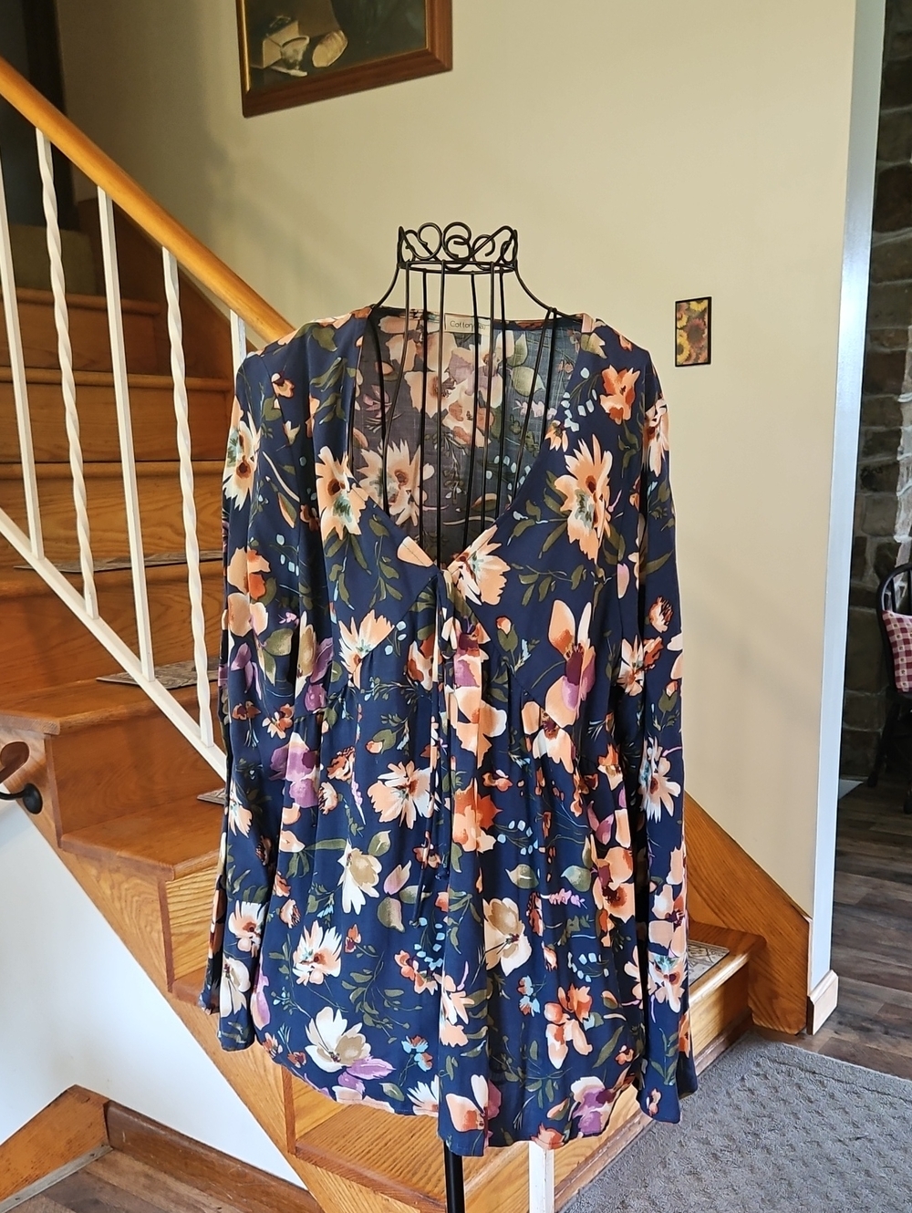 👚Cotton Eu Women’s Navy Floral V-Neck Blouse